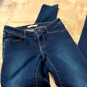 Levi 711 skinny